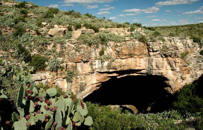 CARLSBAD CAVERNS